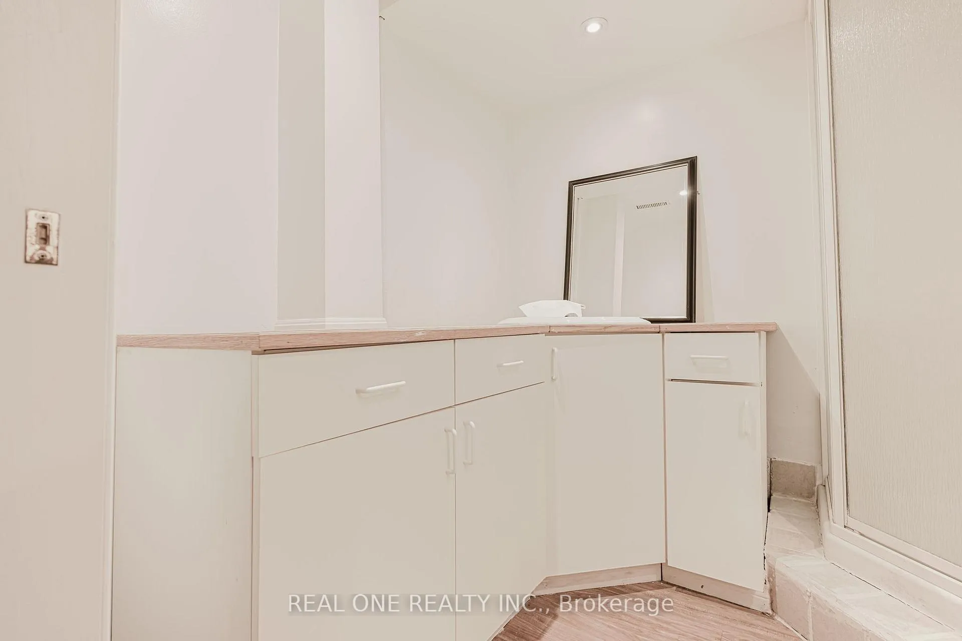 Photo 28 of Unit 60, 10 Holborn Court, Kitchener — HOMEH