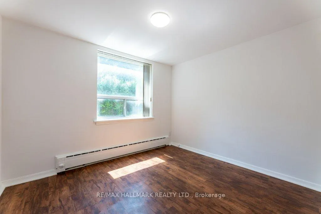 Photo 13 of Unit 2, 53 Neptune Drive, Toronto, Englemount-Lawrence — HOMEH