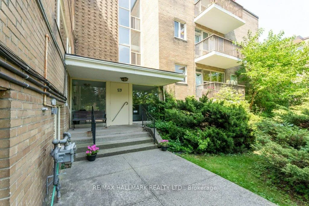 Photo 15 of Unit 2, 53 Neptune Drive, Toronto, Englemount-Lawrence — HOMEH