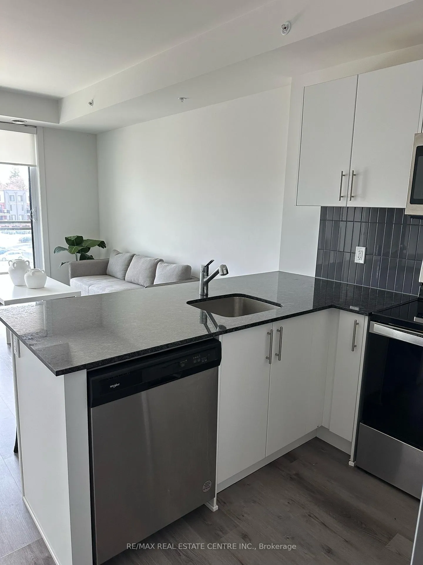 Photo 5 of Unit 403, 103 Roger Street, Waterloo, Uptown Waterloo — HOMEH