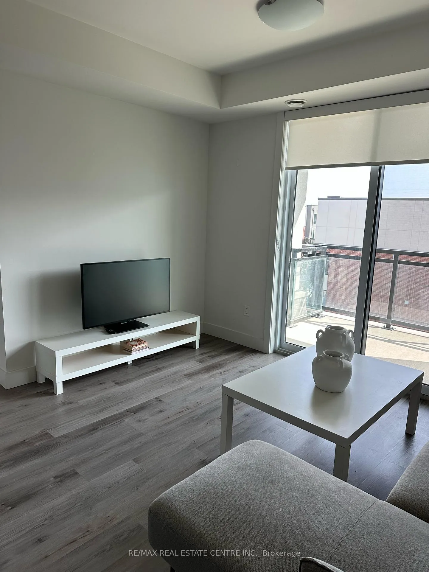 Photo 9 of Unit 403, 103 Roger Street, Waterloo, Uptown Waterloo — HOMEH