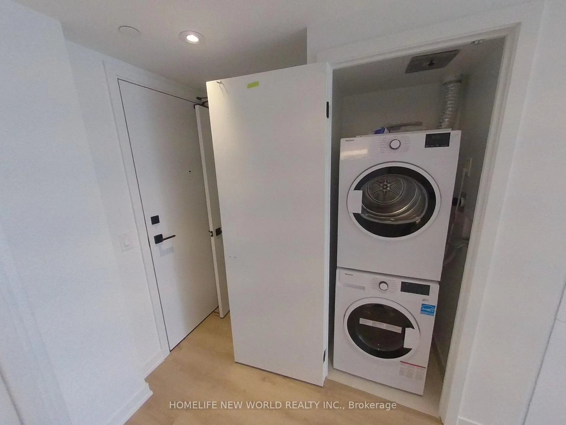 Photo 10 of Unit 2802, 319 Jarvis Street, Toronto, Moss Park — HOMEH