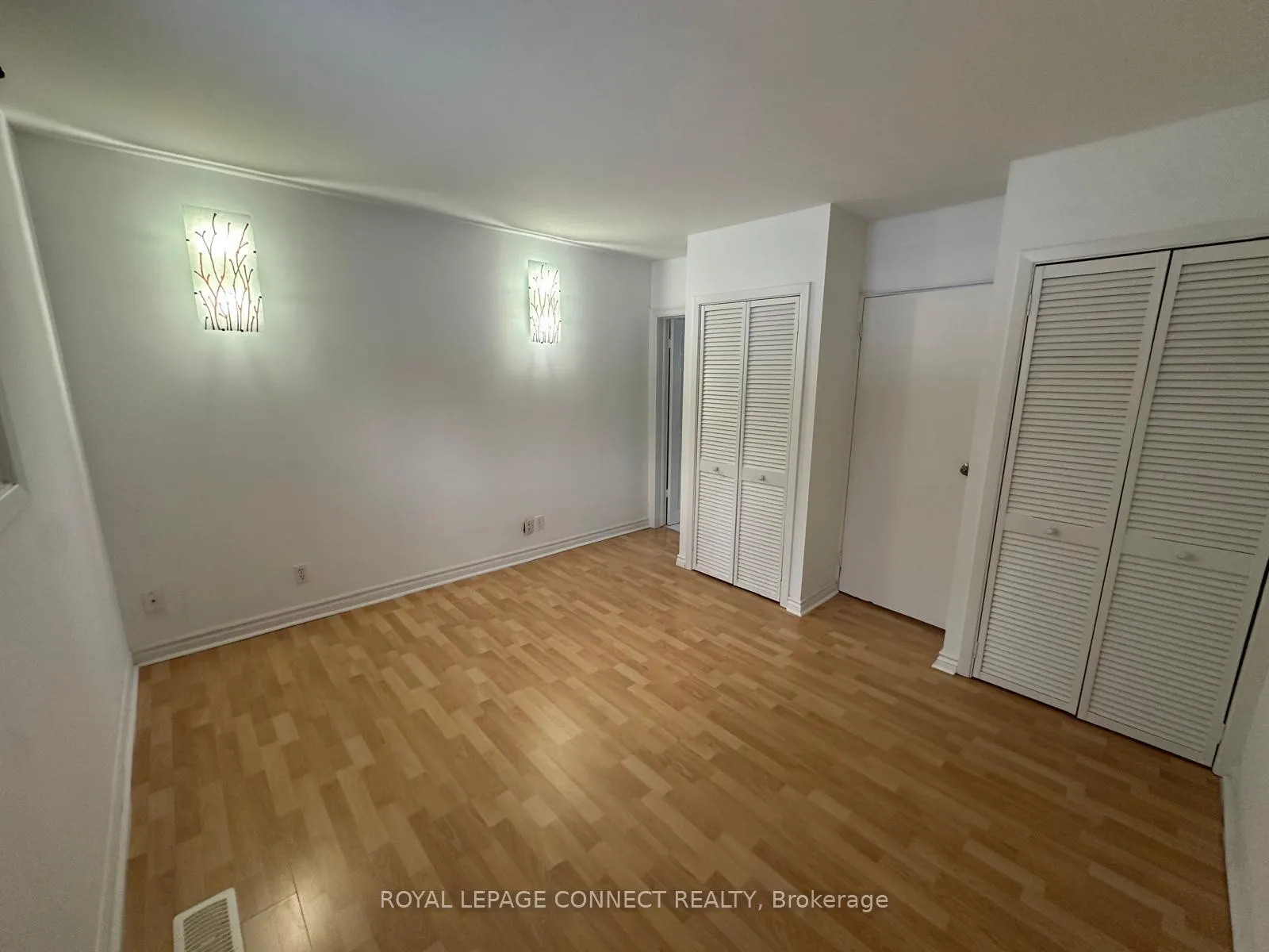 Photo 12 of 612 Marksbury Road S, Pickering, West Shore — HOMEH