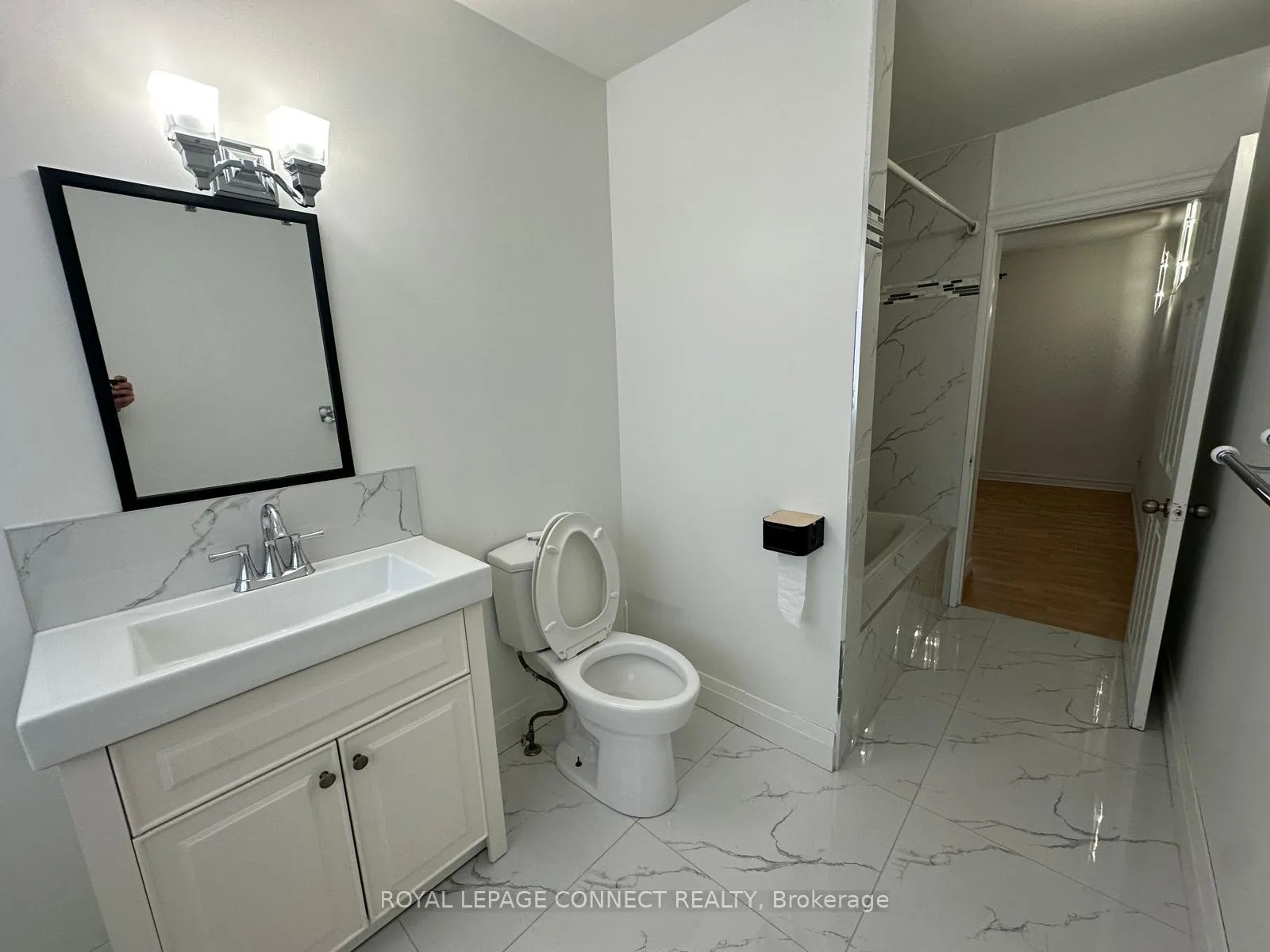 Photo 15 of 612 Marksbury Road S, Pickering, West Shore — HOMEH