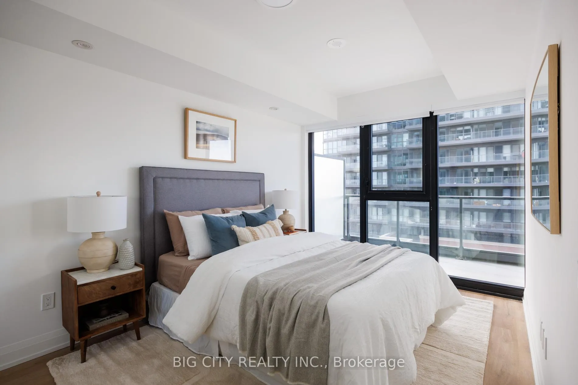 Photo 10 of Unit 803, 36 Brentcliffe Road, Toronto, Thorncliffe Park — HOMEH