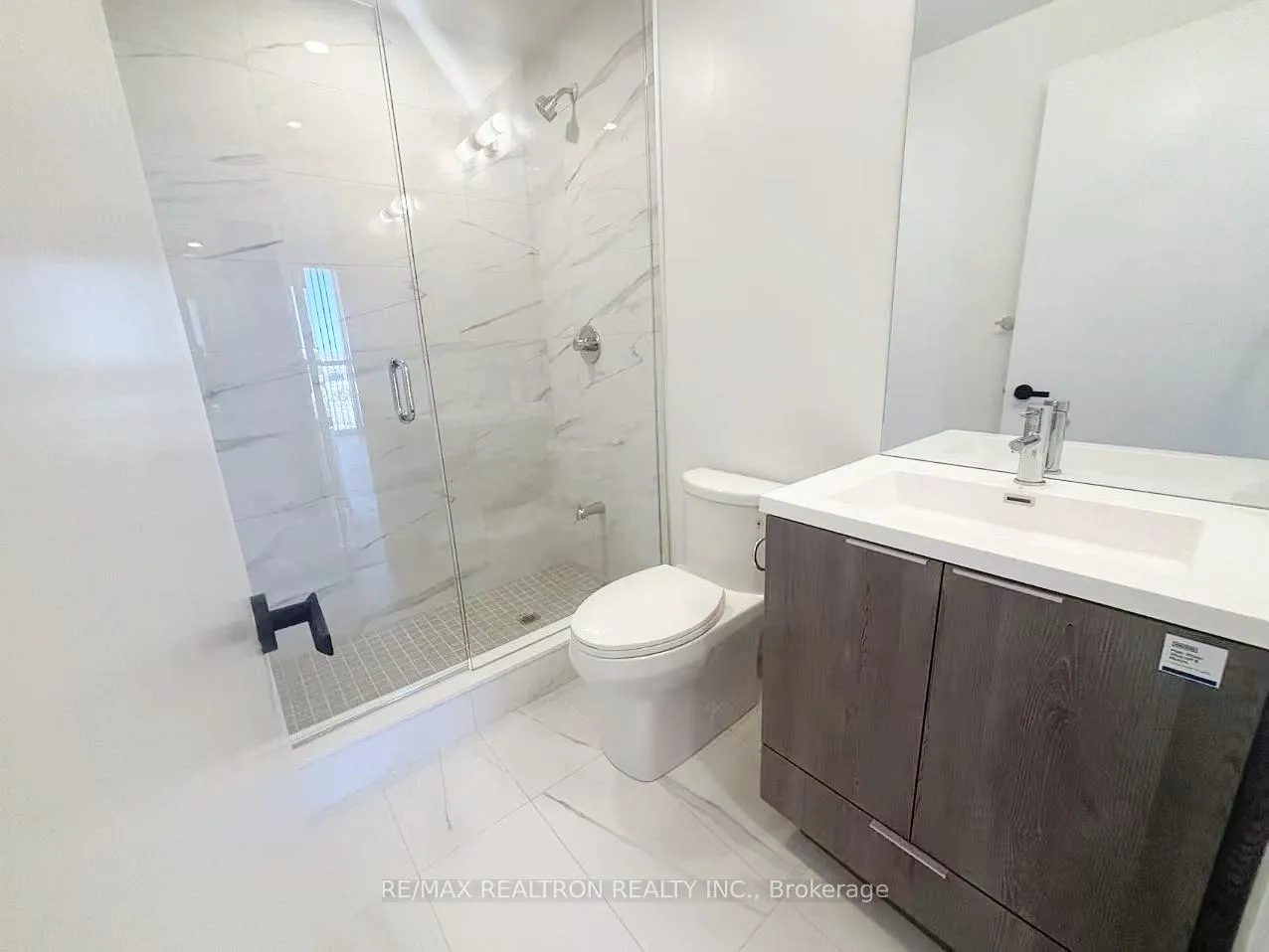 Photo 11 of Unit 2902, 8 Interchange Way, Vaughan, Vaughan Corporate Centre — HOMEH