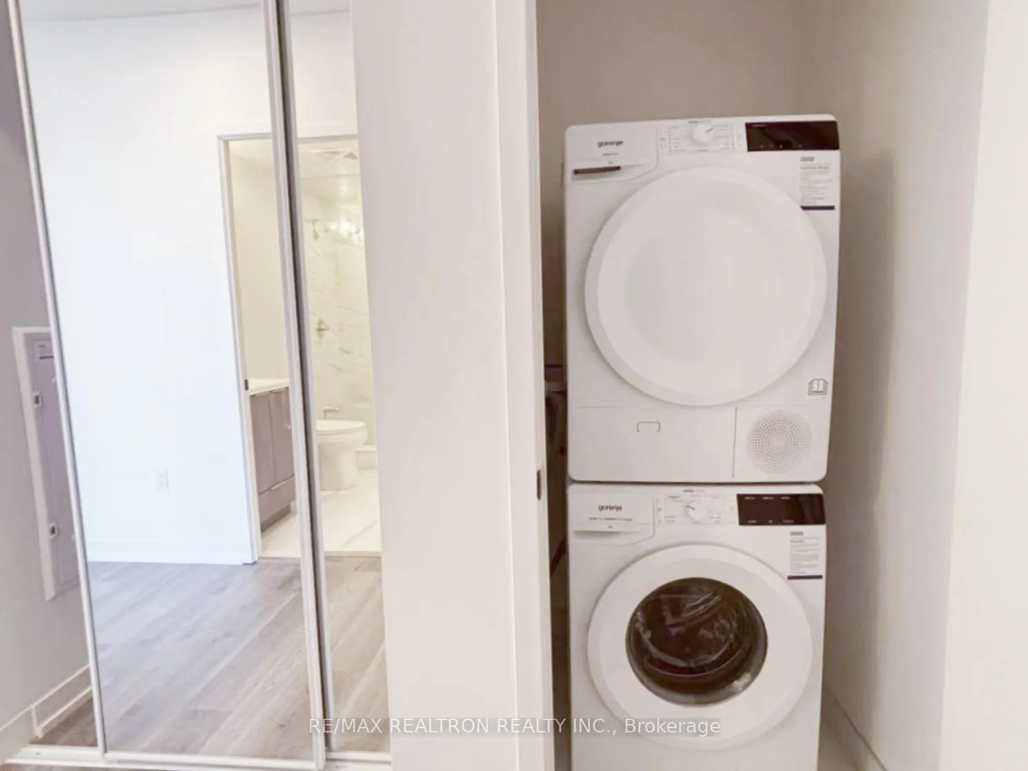 Photo 12 of Unit 2902, 8 Interchange Way, Vaughan, Vaughan Corporate Centre — HOMEH