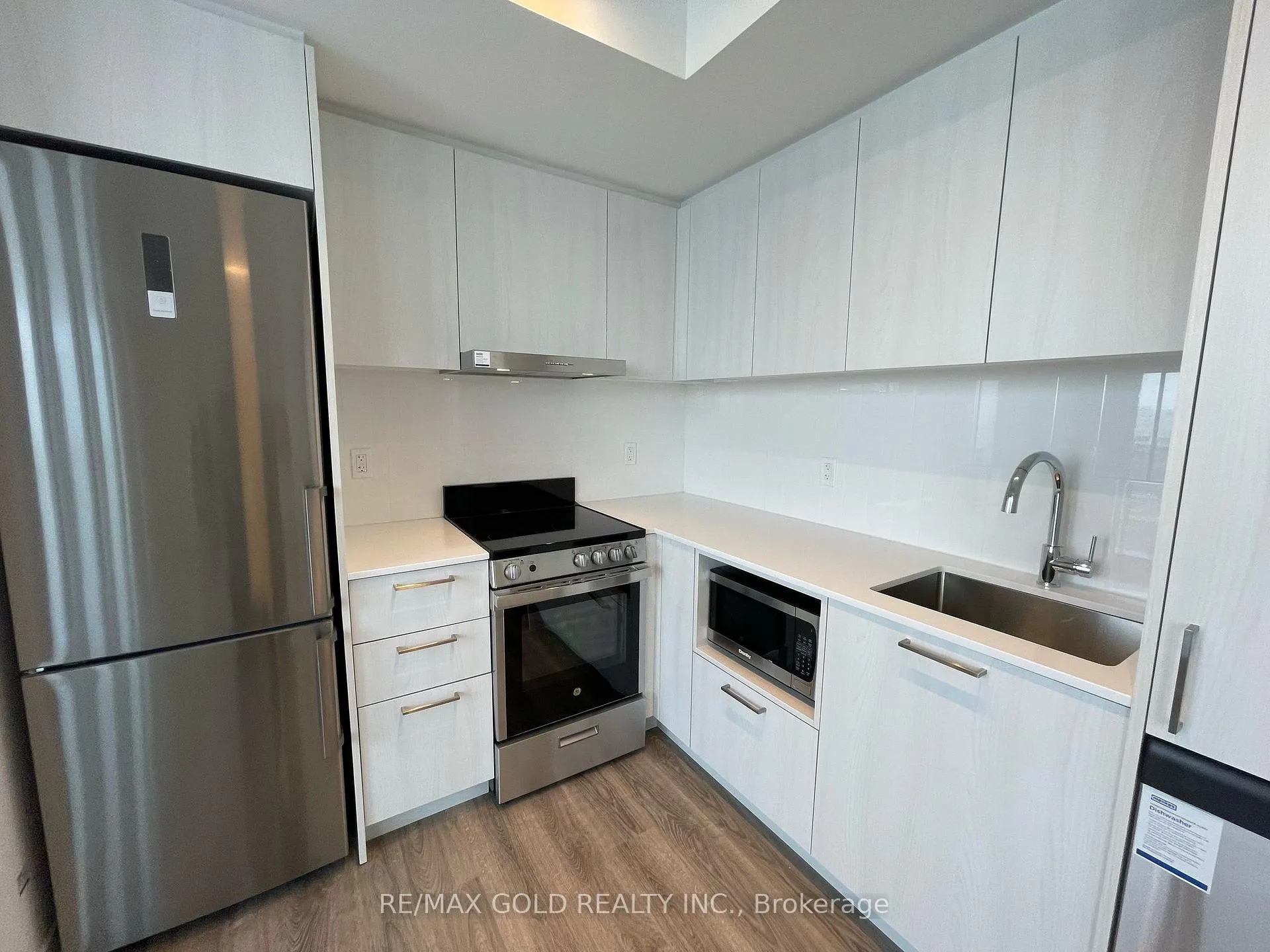 Photo 25 of Unit 2012, 195 Commerce Street W, Vaughan, Vaughan Corporate Centre — HOMEH