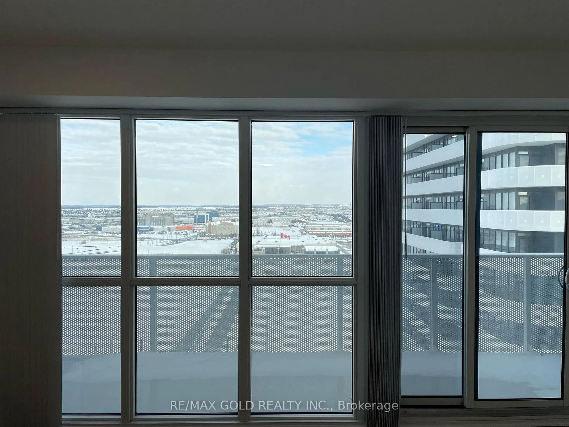 Photo 31 of Unit 2012, 195 Commerce Street W, Vaughan, Vaughan Corporate Centre — HOMEH