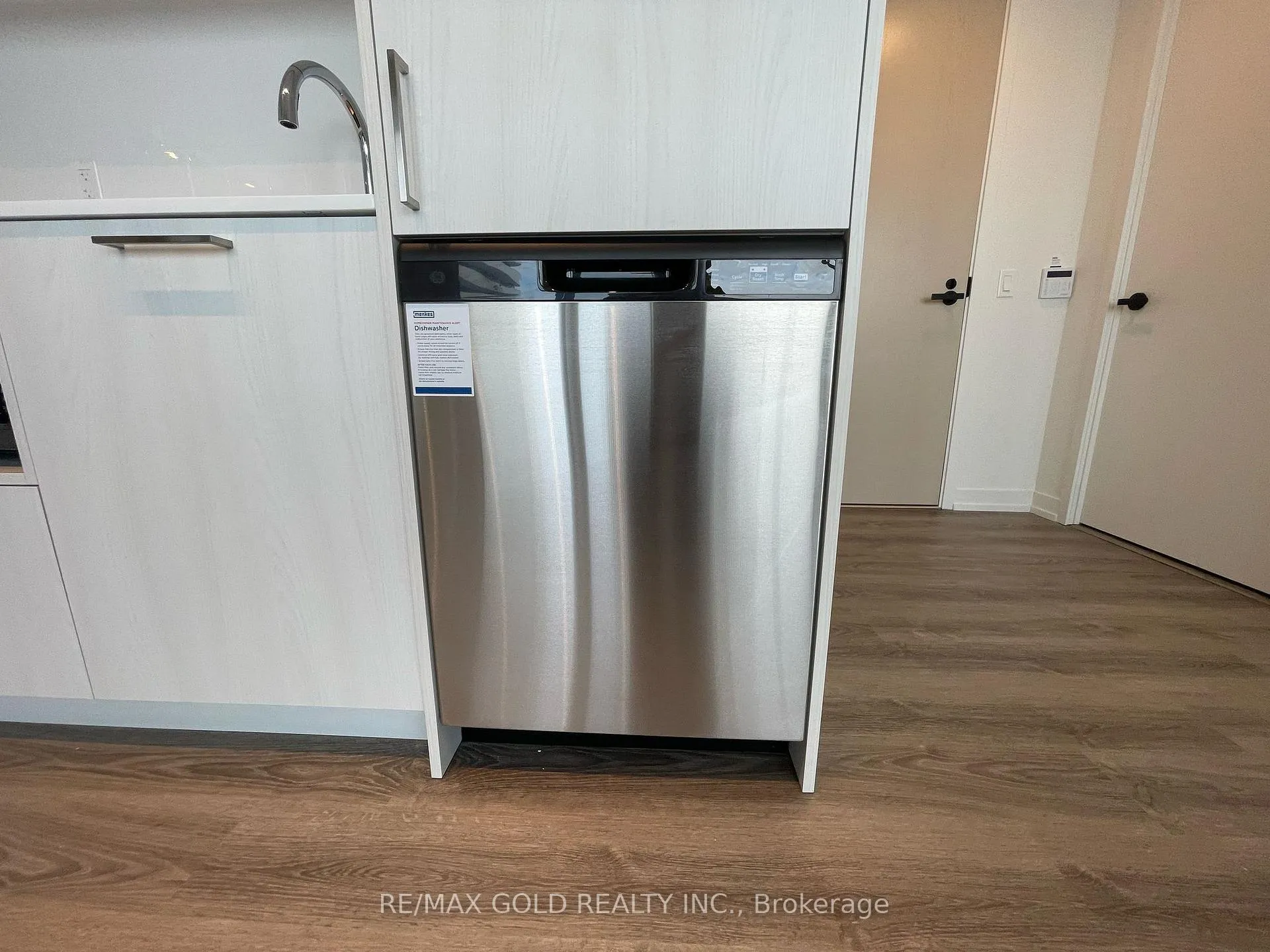 Photo 46 of Unit 2012, 195 Commerce Street W, Vaughan, Vaughan Corporate Centre — HOMEH