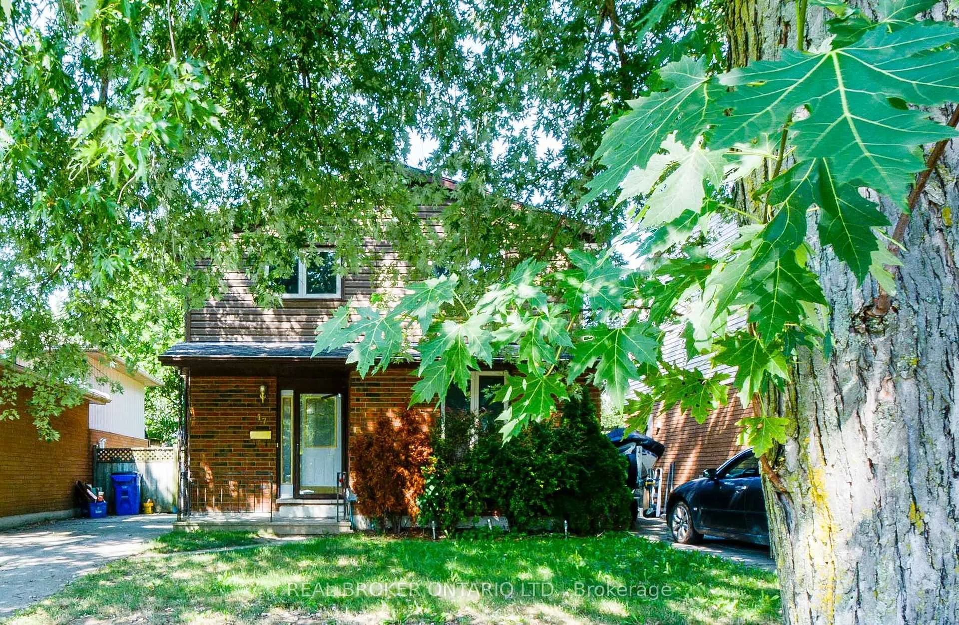 Photo 3 of 47 Wedgewood Avenue E, Chatham-Kent, Chatham — HOMEH