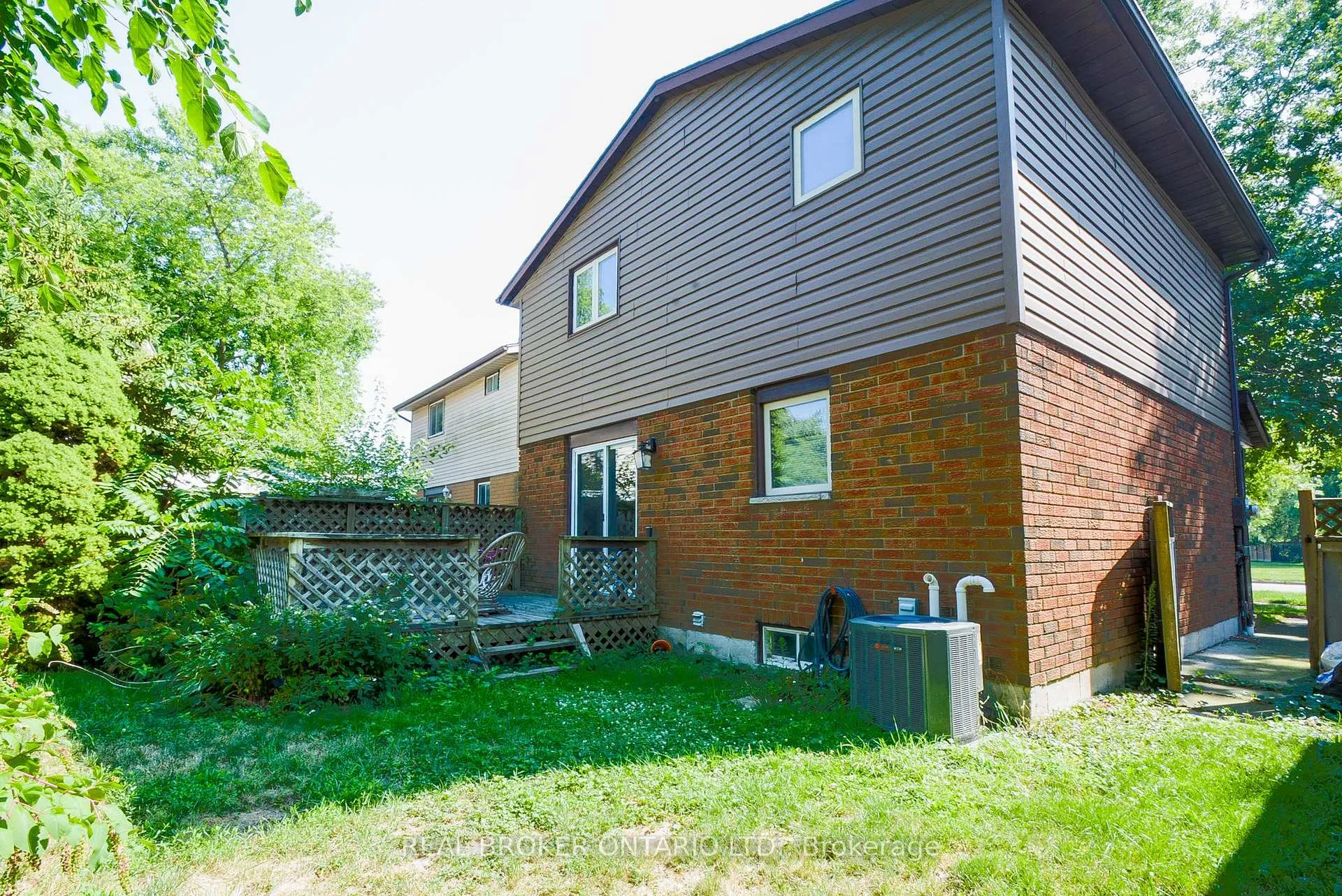 Photo 5 of 47 Wedgewood Avenue E, Chatham-Kent, Chatham — HOMEH