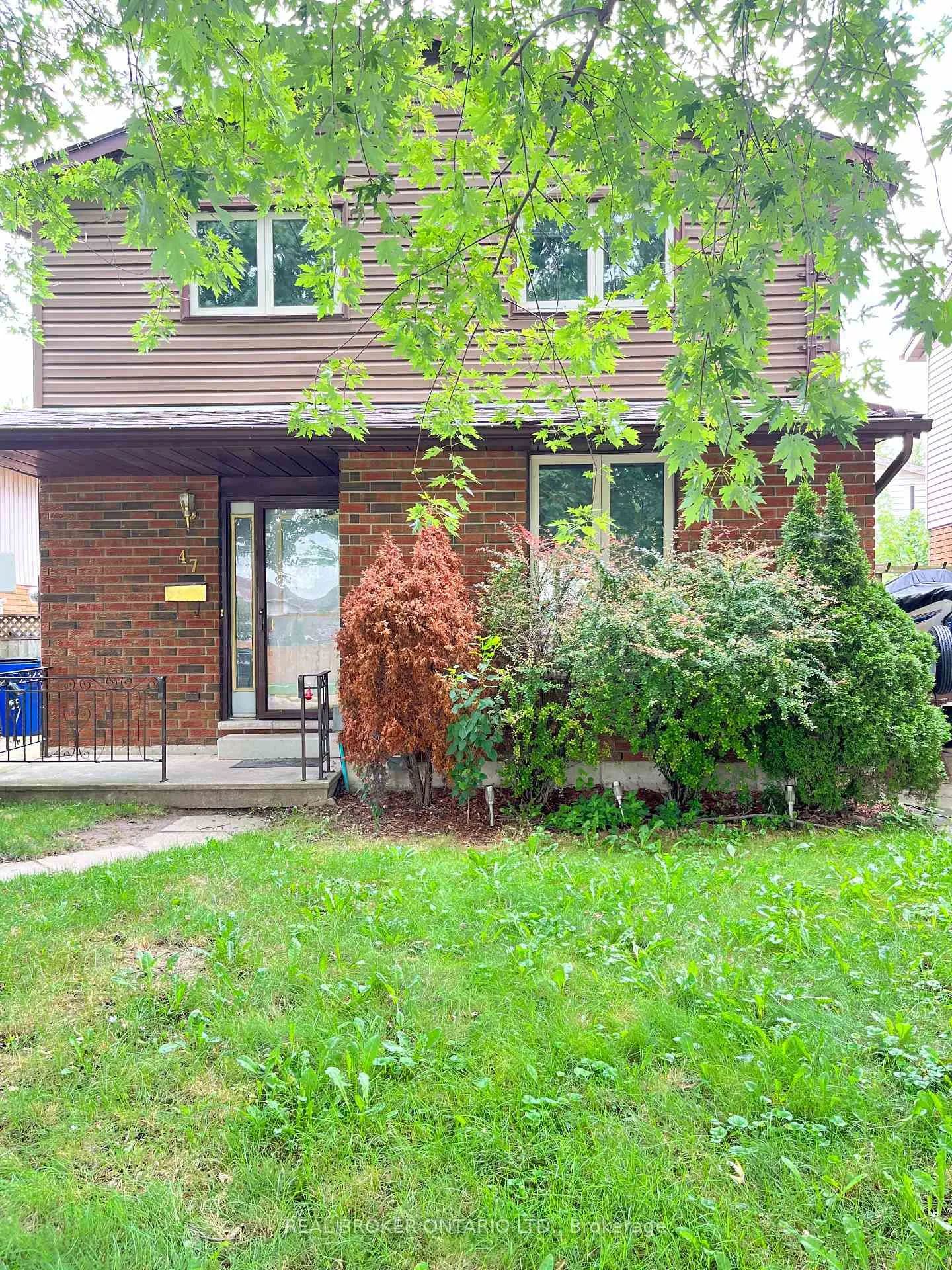 Photo 33 of 47 Wedgewood Avenue E, Chatham-Kent, Chatham — HOMEH