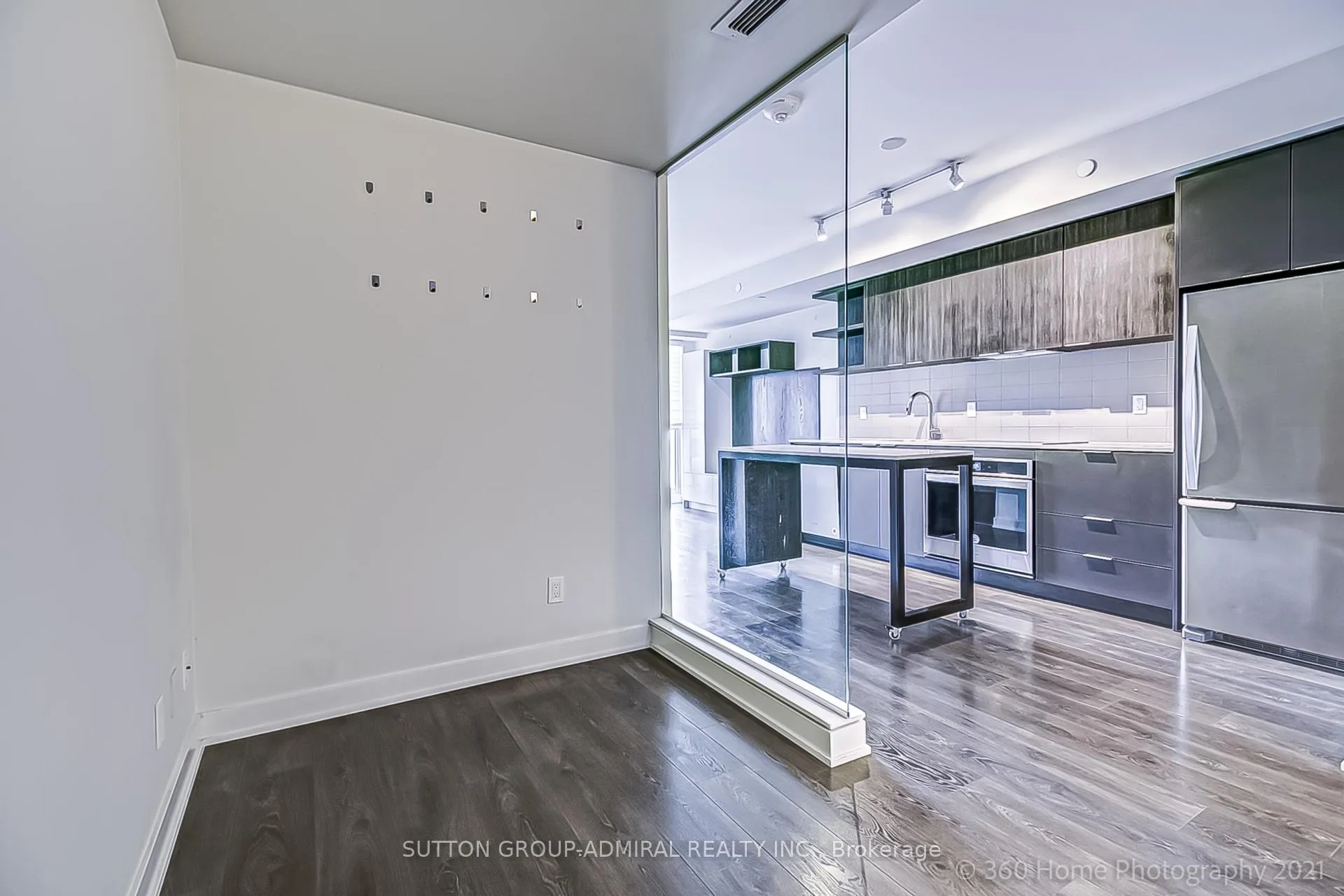 Photo 11 of Unit 910, 6 Sonic Way W, Toronto, Flemingdon Park — HOMEH