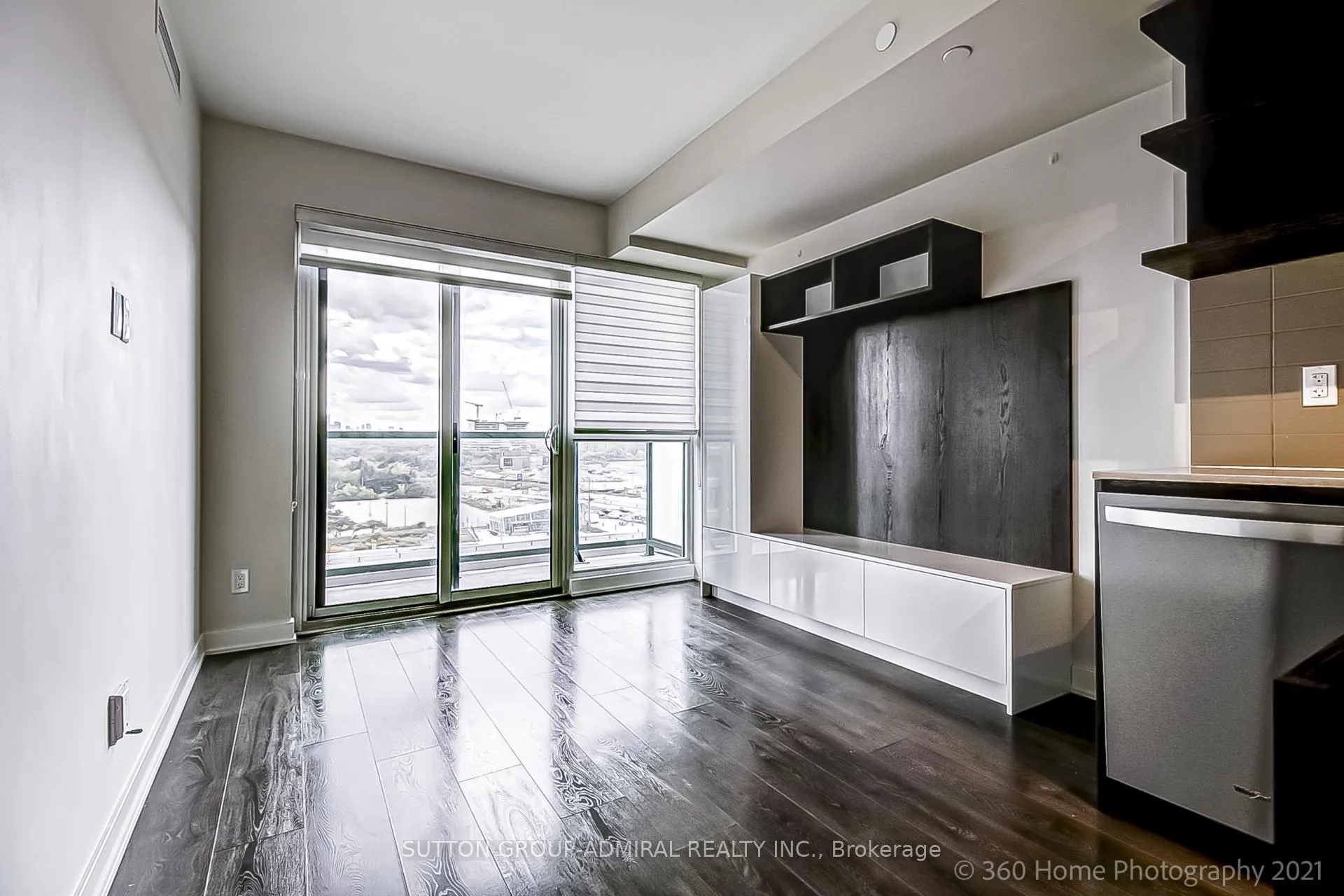 Photo 15 of Unit 910, 6 Sonic Way W, Toronto, Flemingdon Park — HOMEH