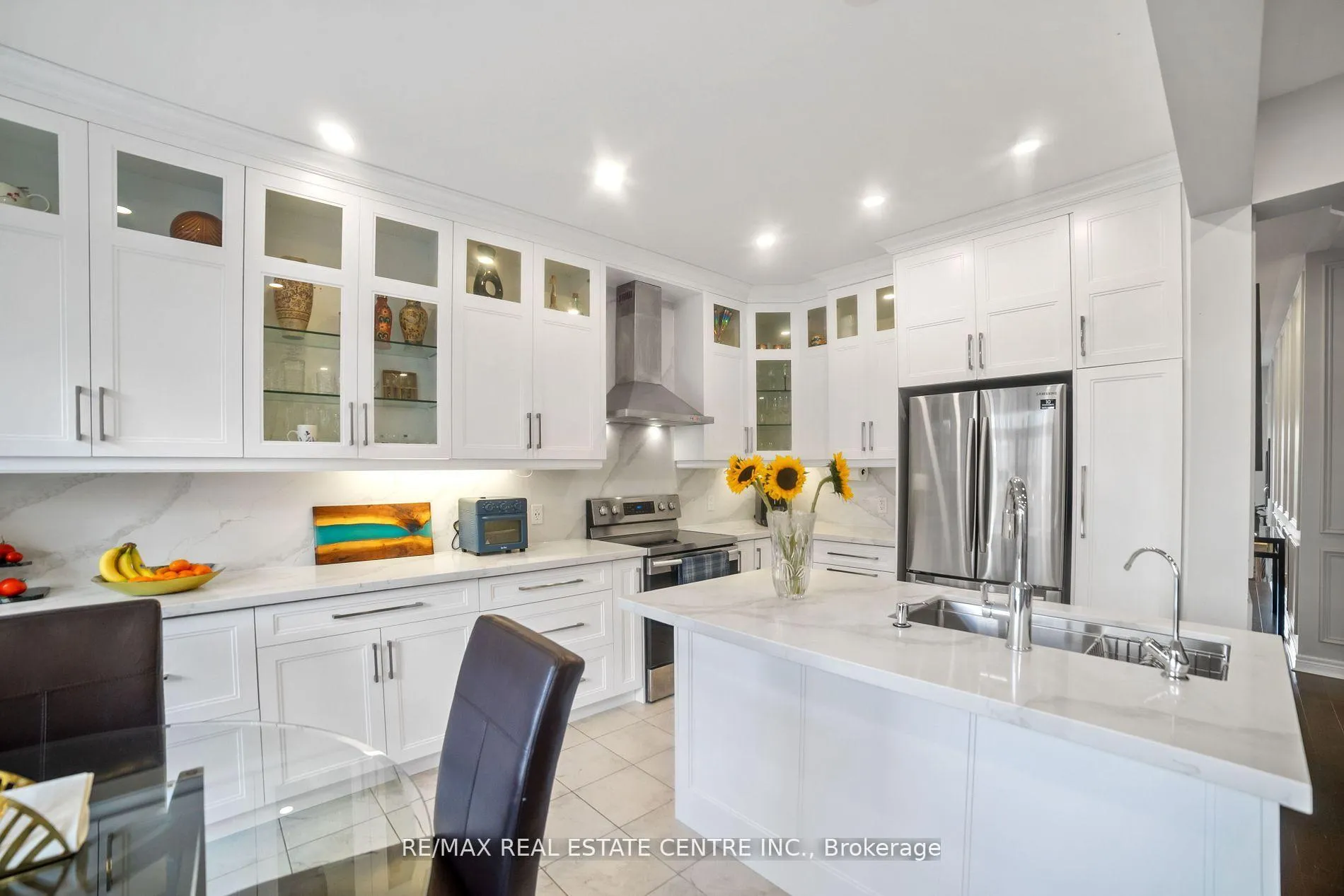 Photo 6 of 1106 Cactus Crescent, Pickering, Rural Pickering — HOMEH