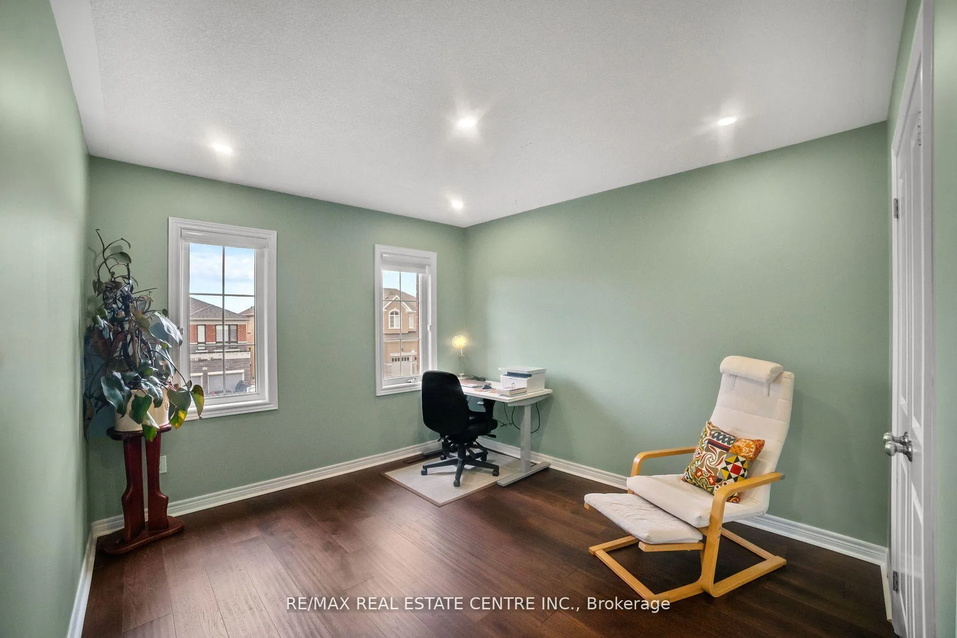Photo 17 of 1106 Cactus Crescent, Pickering, Rural Pickering — HOMEH