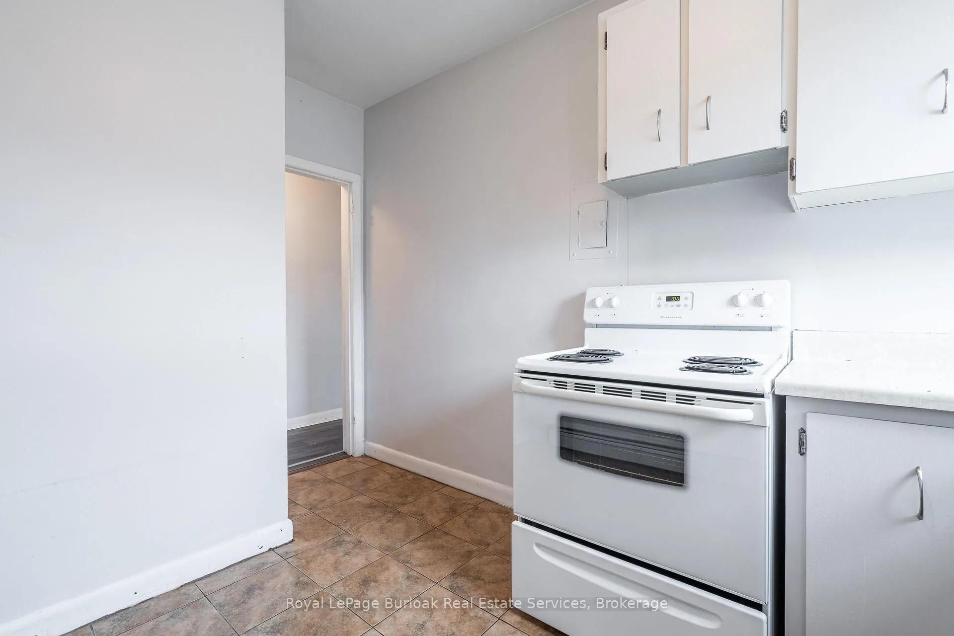 Photo 8 of Unit 7, 165 Park Row, Hamilton, Delta — HOMEH