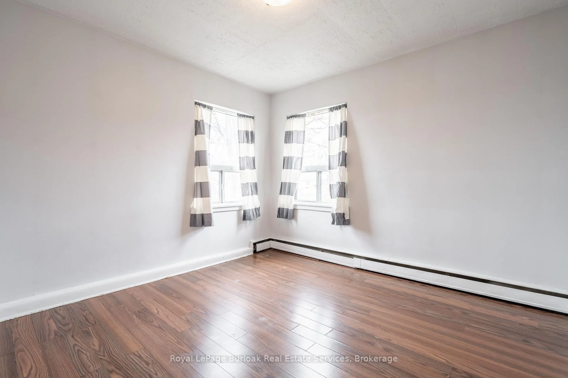 Photo 10 of Unit 7, 165 Park Row, Hamilton, Delta — HOMEH