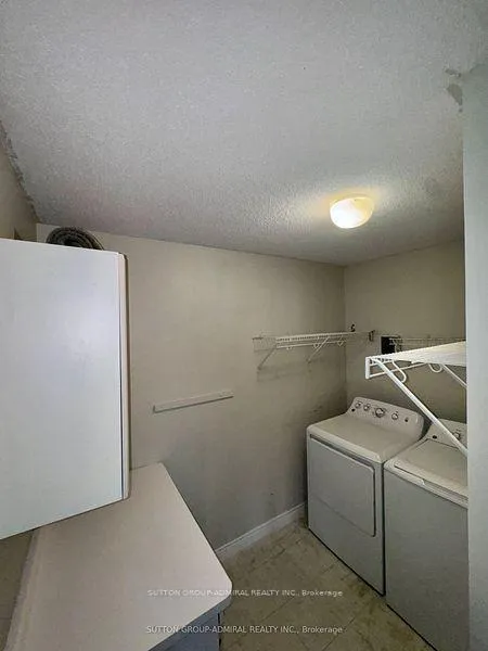 Photo 9 of Unit 207, 7 Townsgate Drive, Vaughan, Crestwood-Springfarm-Yorkhill — HOMEH