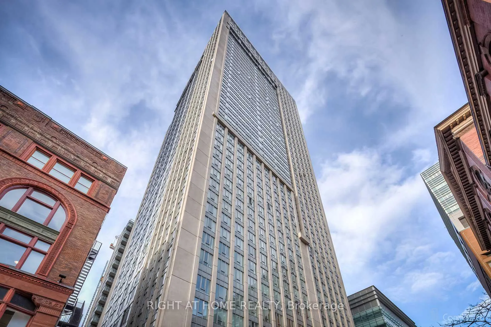 Front of Unit 4305, 210 Victoria Street