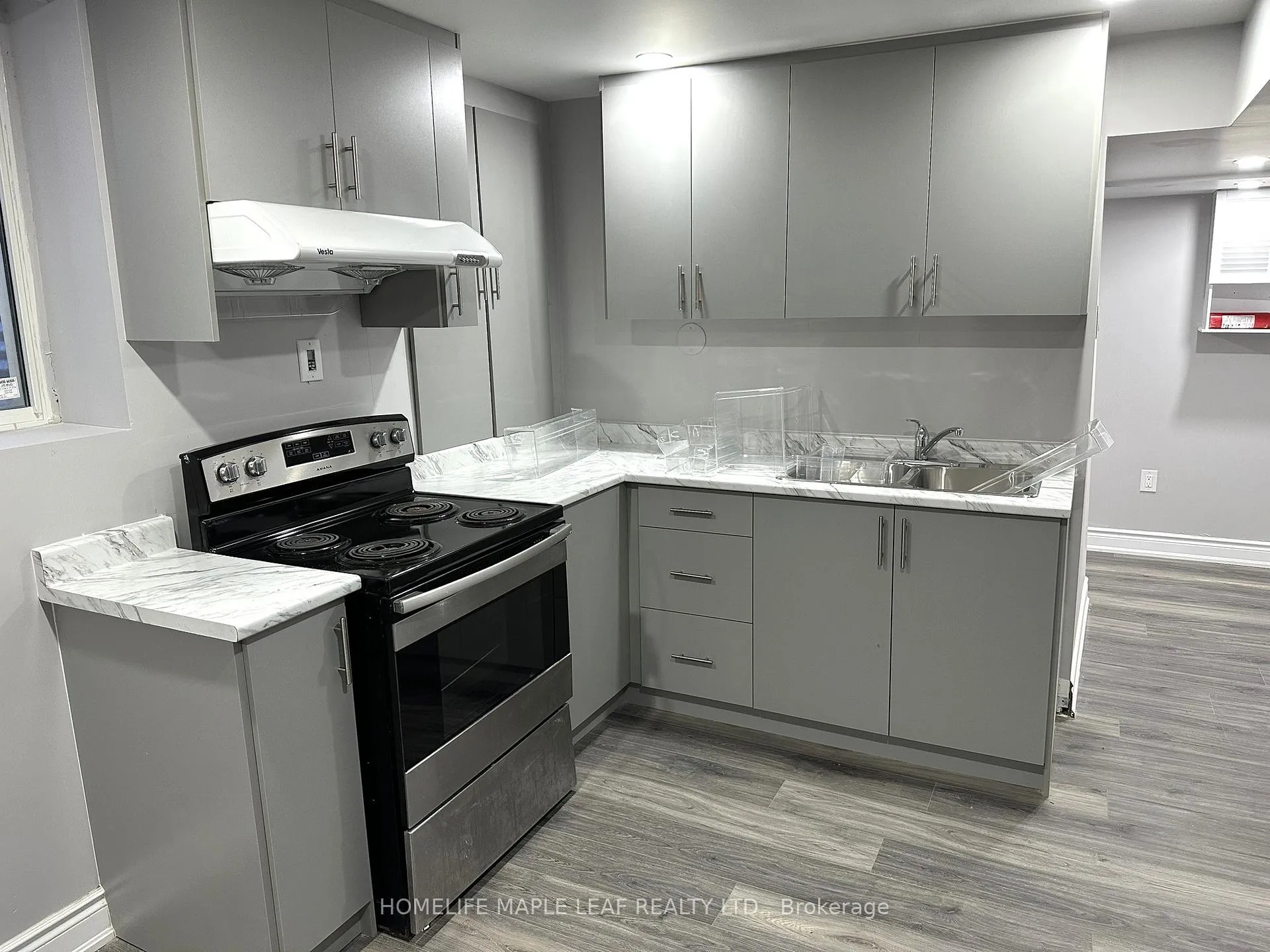 Photo 7 of Unit BASEMENT, 72 Four Seasons Circle, Brampton, Fletcher's Meadow — HOMEH