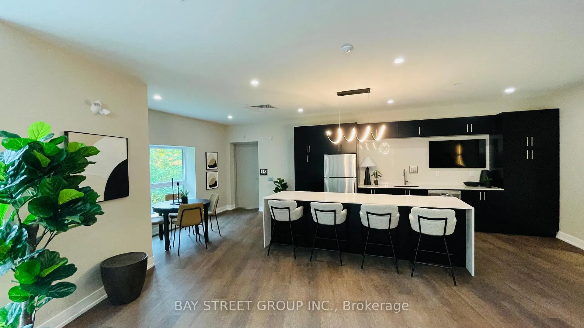 Photo 2 of Unit 0319, 1100 Lackner Place, Kitchener — HOMEH