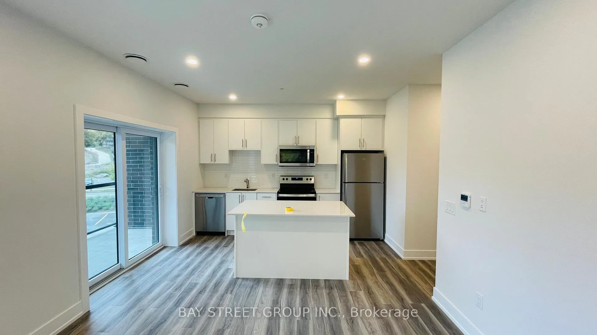Photo 9 of Unit 0319, 1100 Lackner Place, Kitchener — HOMEH