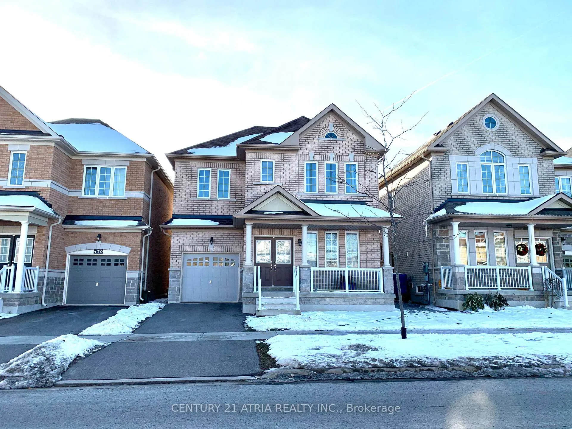 Front of 472 Roy Rainey Avenue