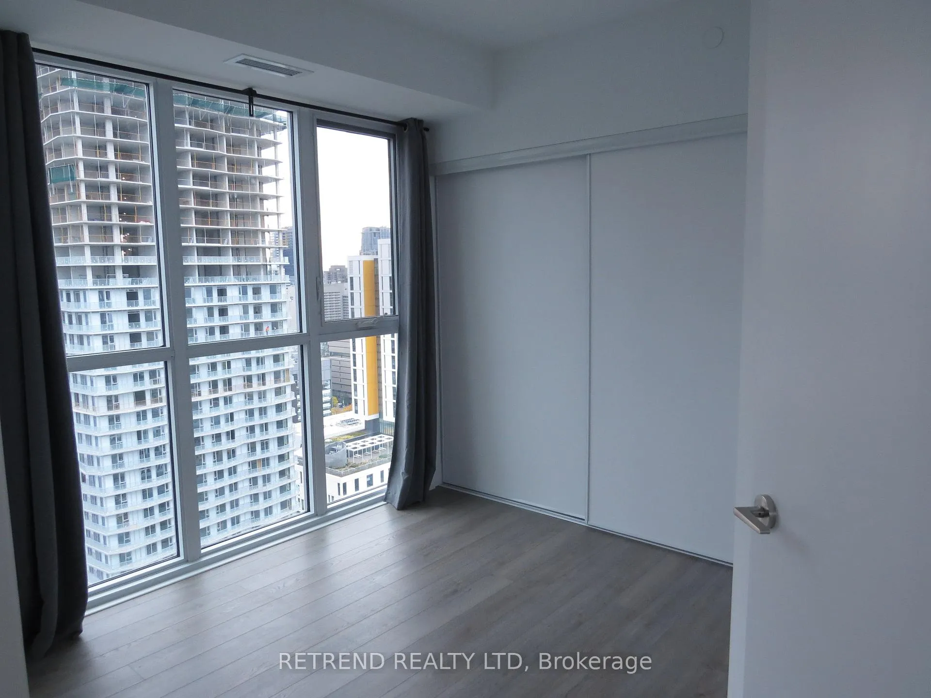 Photo 8 of Unit 3404, 77 Mutual Street, Toronto, Church-Yonge Corridor — HOMEH