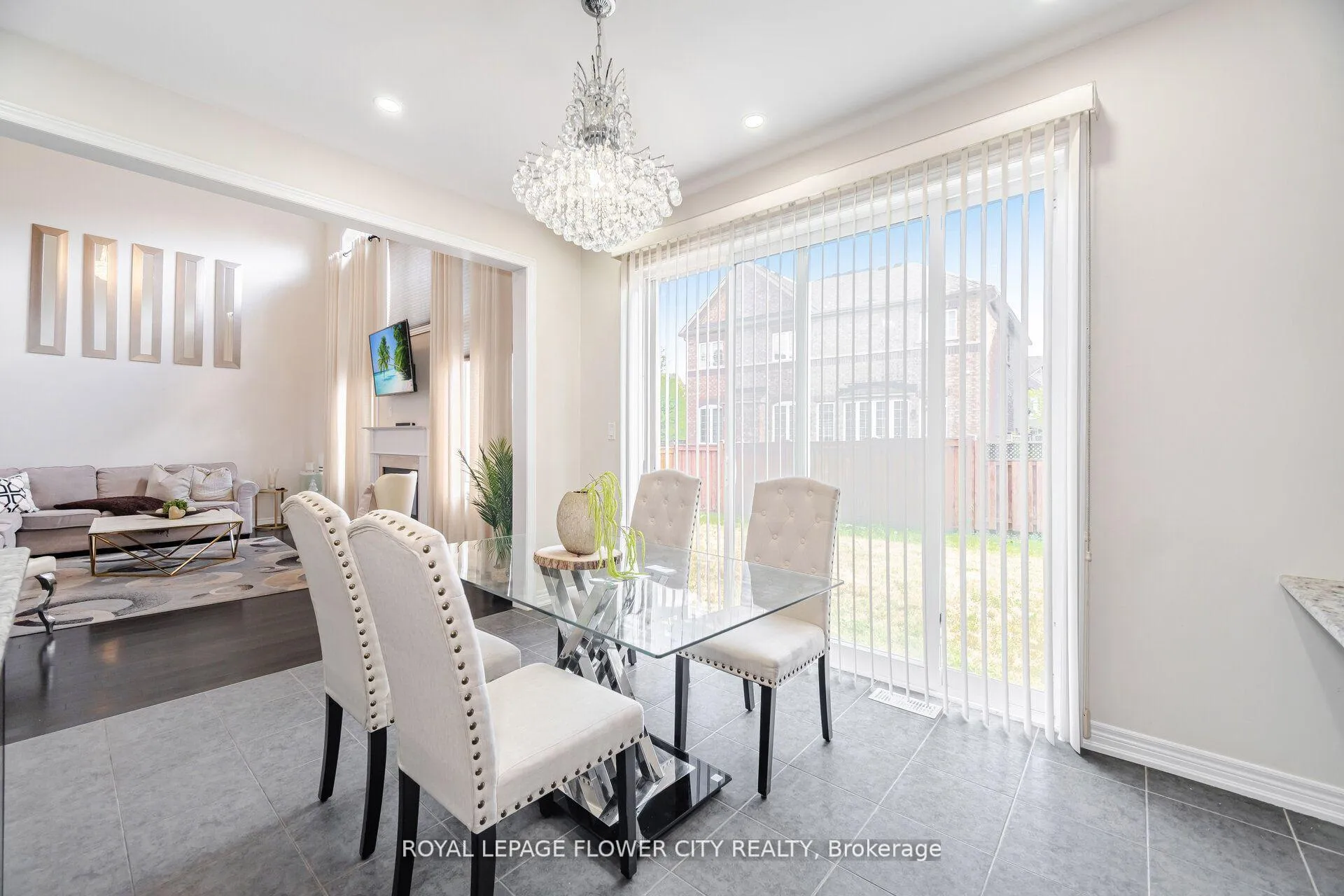 Photo 18 of 457 Dougall Avenue, Caledon, Rural Caledon — HOMEH