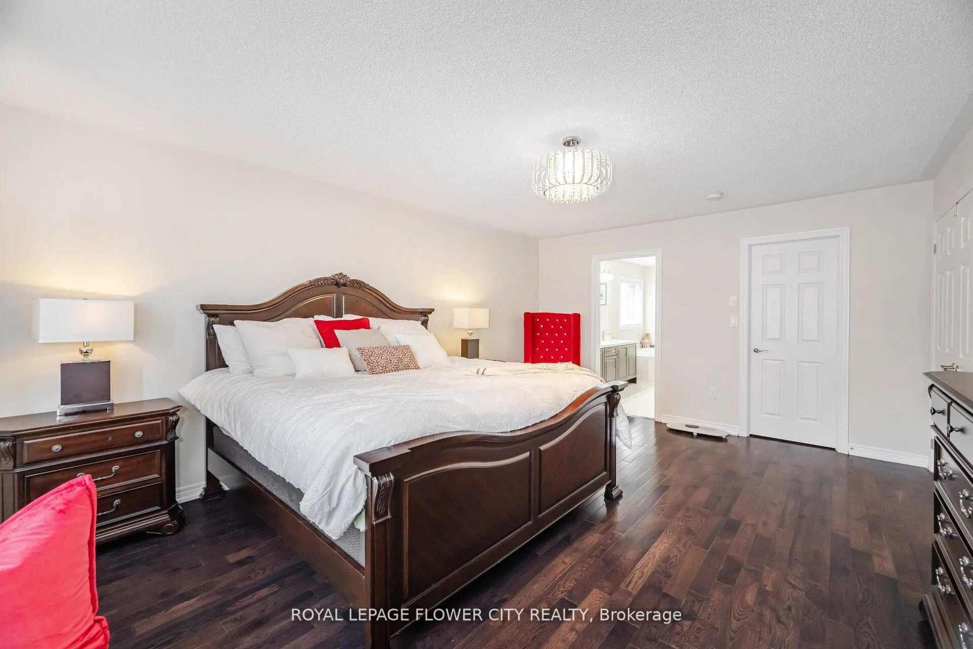 Photo 29 of 457 Dougall Avenue, Caledon, Rural Caledon — HOMEH
