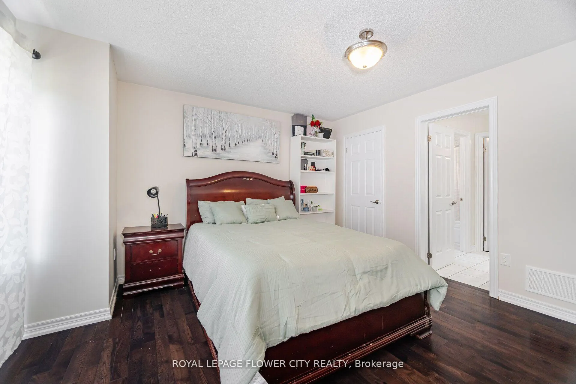 Photo 35 of 457 Dougall Avenue, Caledon, Rural Caledon — HOMEH