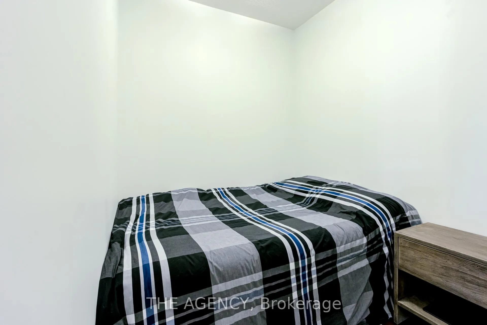 Photo 17 of Unit 628, 25 Cole Street, Toronto, Regent Park — HOMEH
