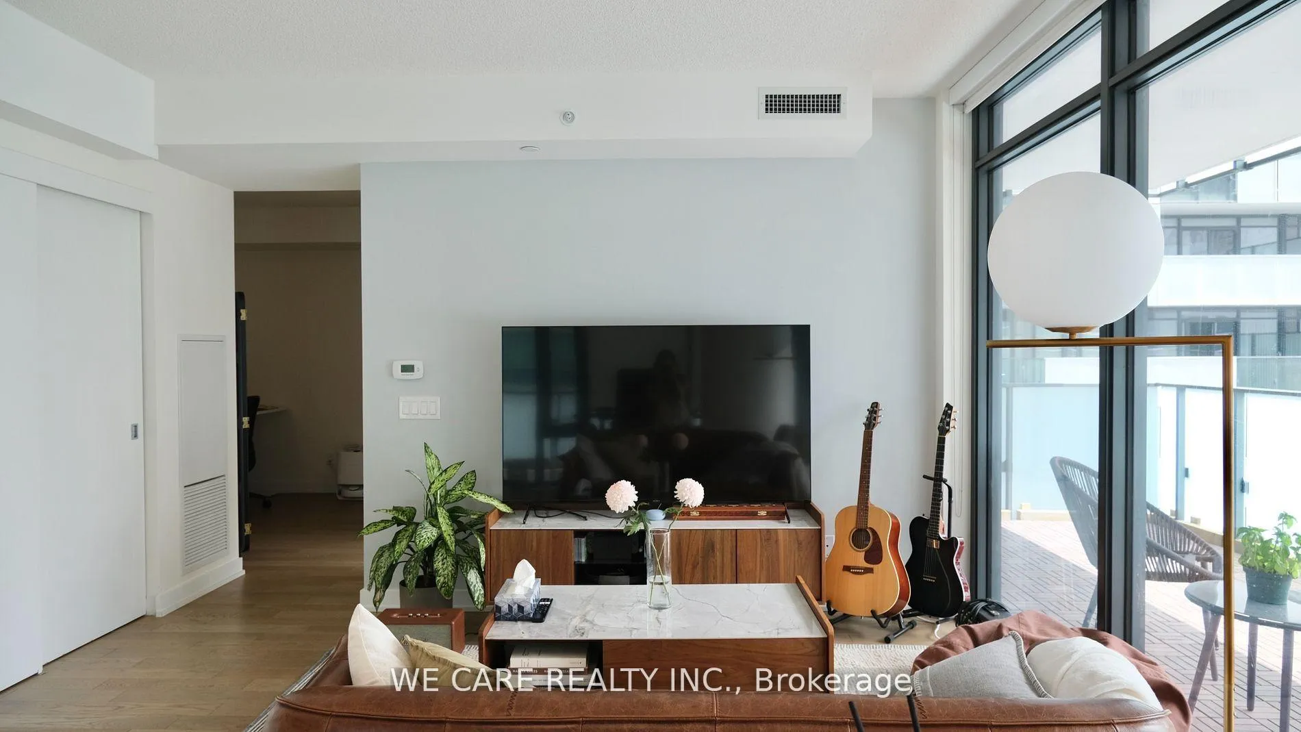 Photo 7 of Unit 1310, 25 Richmond Street E, Toronto, Church-Yonge Corridor — HOMEH