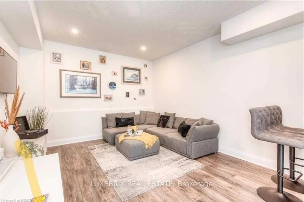 Photo 10 of 7 Visionary Avenue, Kitchener — HOMEH