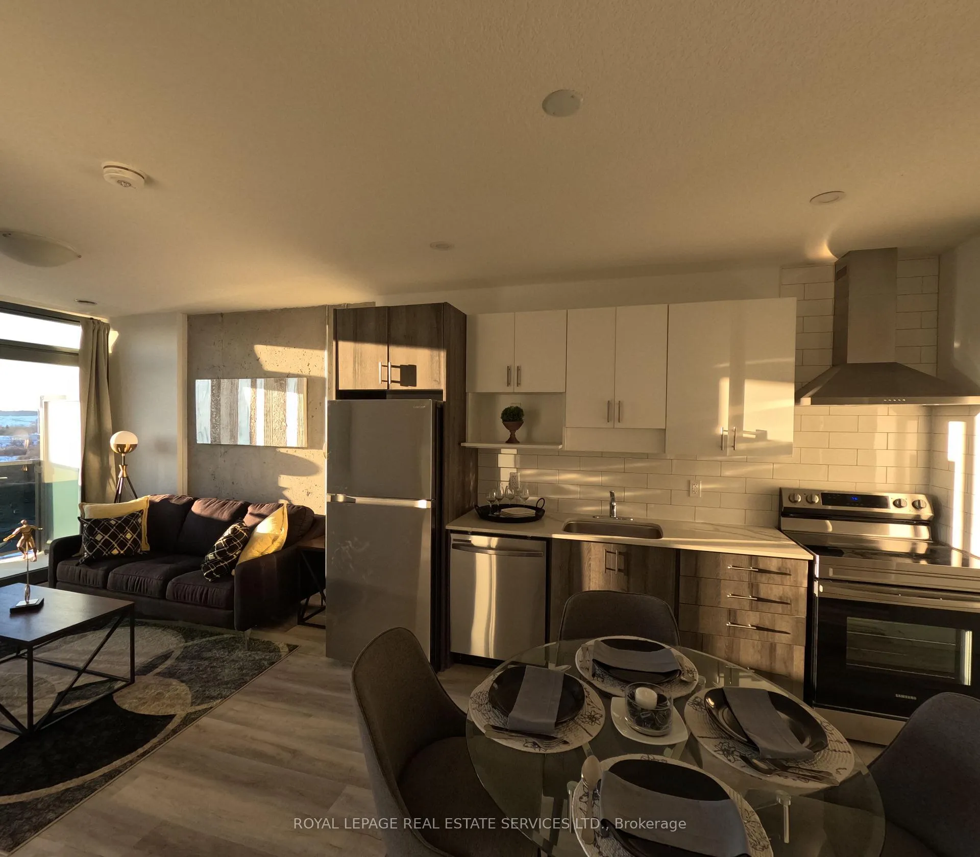 Photo 4 of Unit 214, 1442 Highland Road E, Kitchener — HOMEH