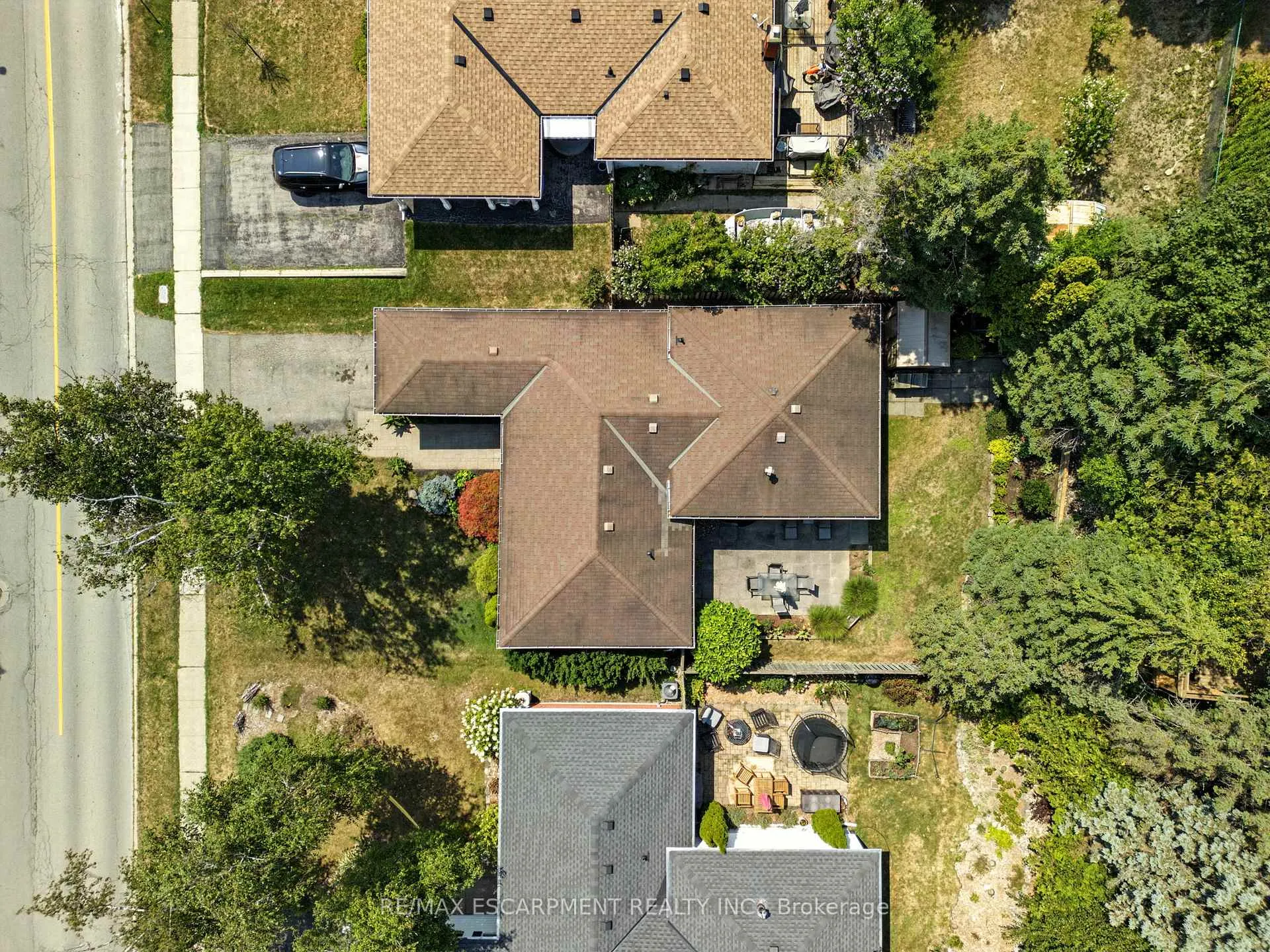 Photo 33 of 51 Pleasant Avenue, Hamilton, Dundas — HOMEH