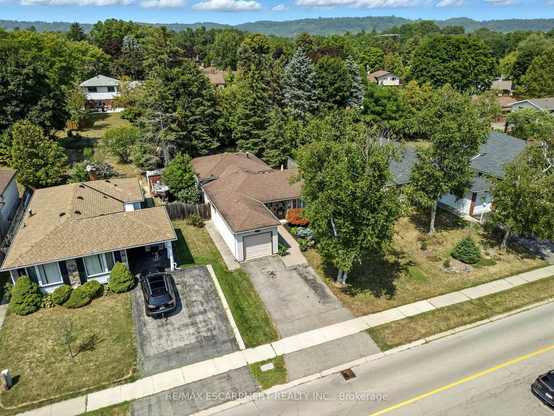 Photo 34 of 51 Pleasant Avenue, Hamilton, Dundas — HOMEH