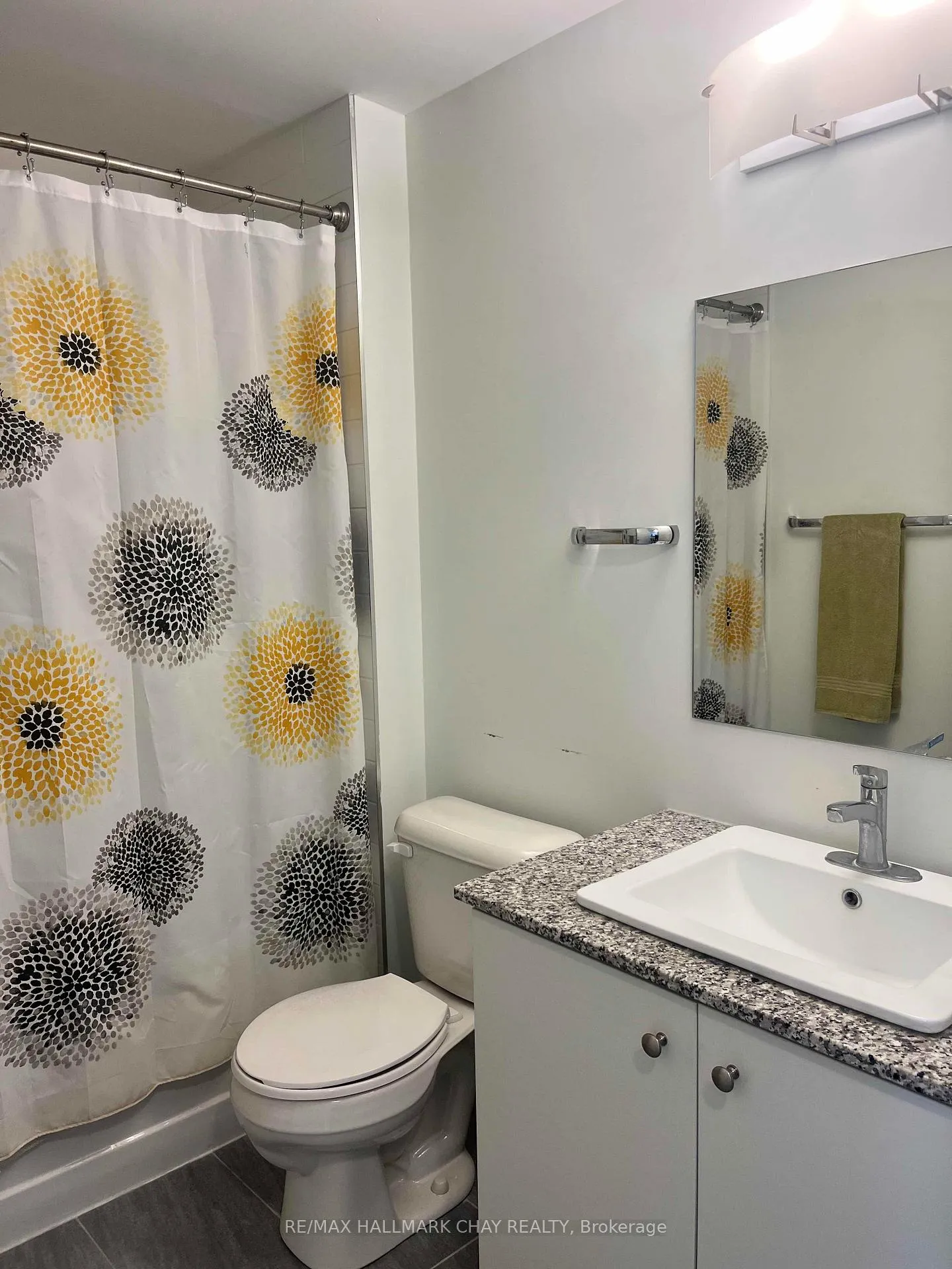 Photo 5 of Unit 1709, 108 Garment Street, Kitchener — HOMEH