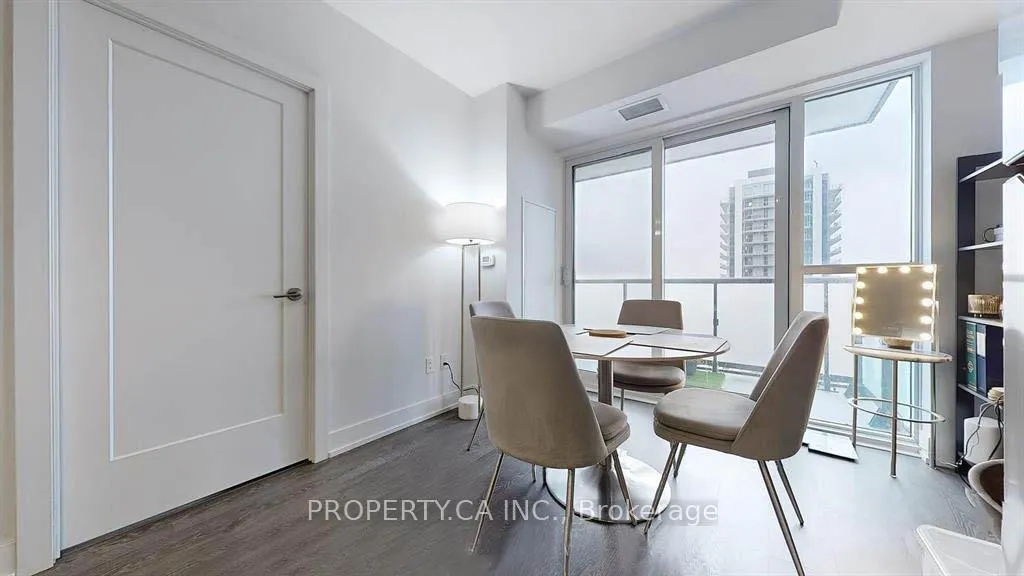 Photo 6 of Unit 1109, 2550 Simcoe Street N, Oshawa, Windfields — HOMEH