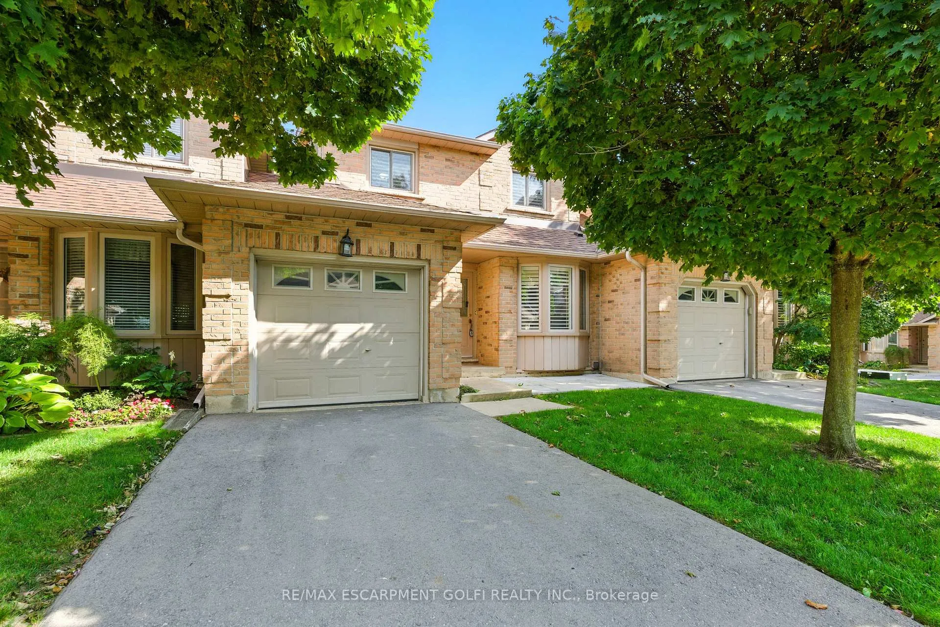 Photo 2 of Unit 40, 800 Upper Paradise Road, Hamilton, Gilkson — HOMEH
