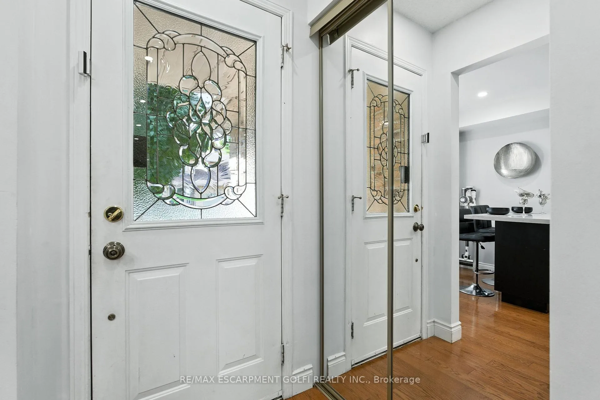 Photo 3 of Unit 40, 800 Upper Paradise Road, Hamilton, Gilkson — HOMEH