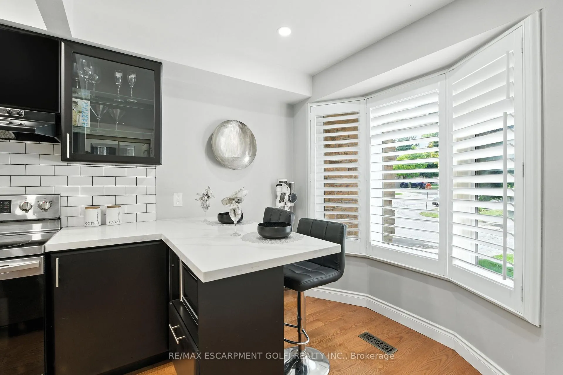 Photo 5 of Unit 40, 800 Upper Paradise Road, Hamilton, Gilkson — HOMEH