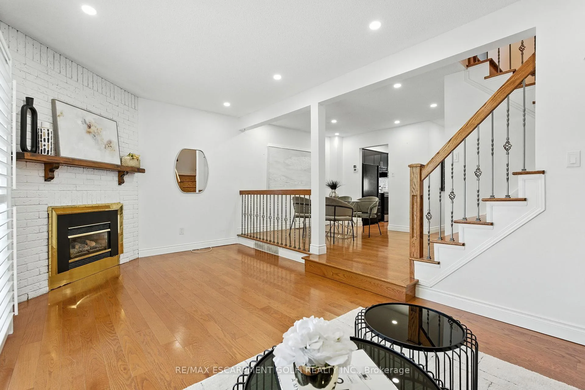 Photo 13 of Unit 40, 800 Upper Paradise Road, Hamilton, Gilkson — HOMEH