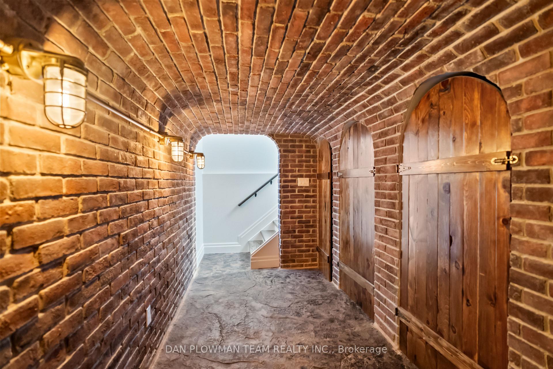 Photo 35 of 15 Concession Street E, Clarington, Bowmanville — HOMEH