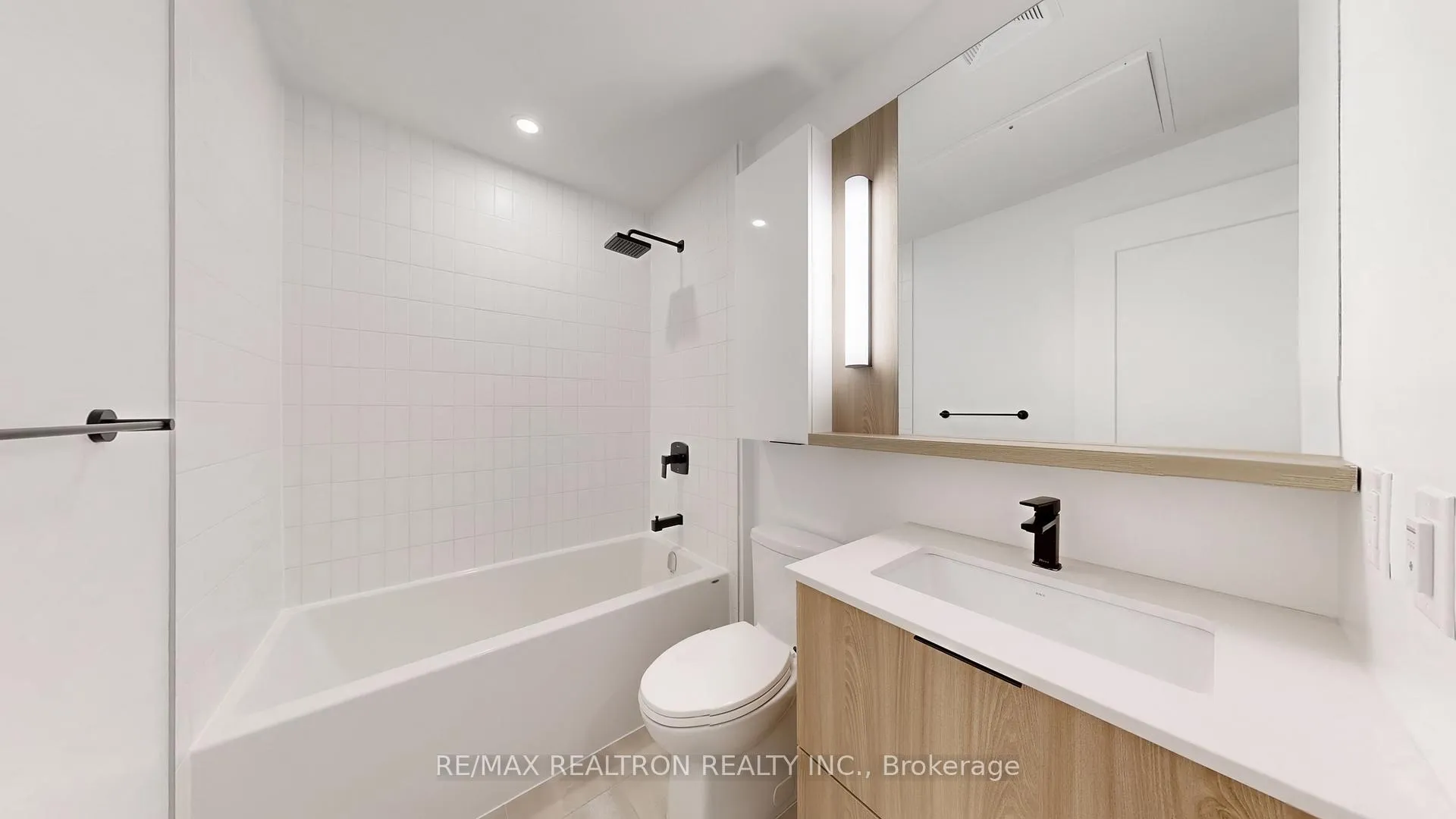 Photo 16 of Unit 603, 5 Defries Street, Toronto, Regent Park — HOMEH