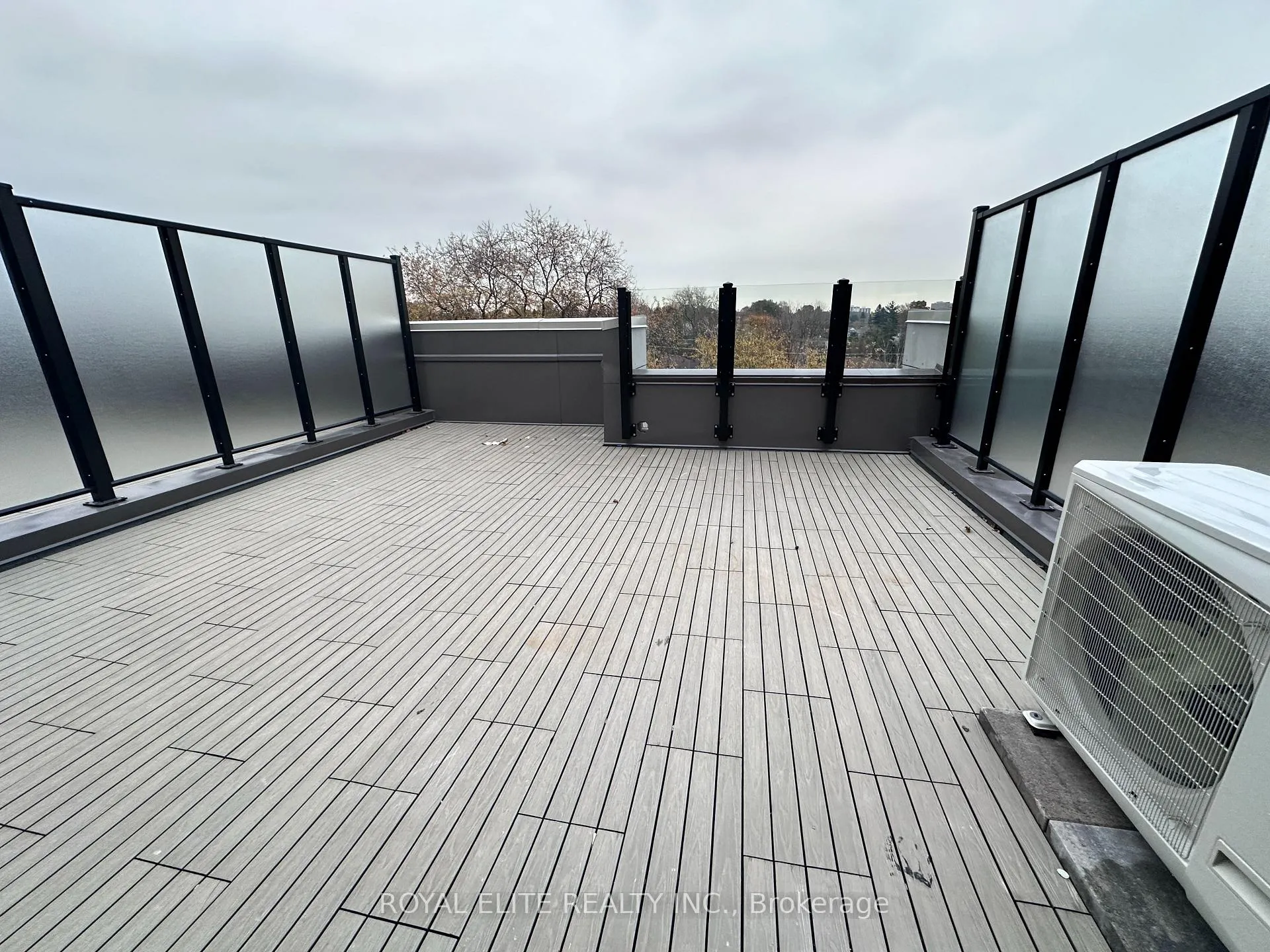 Photo 8 of Unit 4, 1475 O'Connor Drive, Toronto, East York — HOMEH