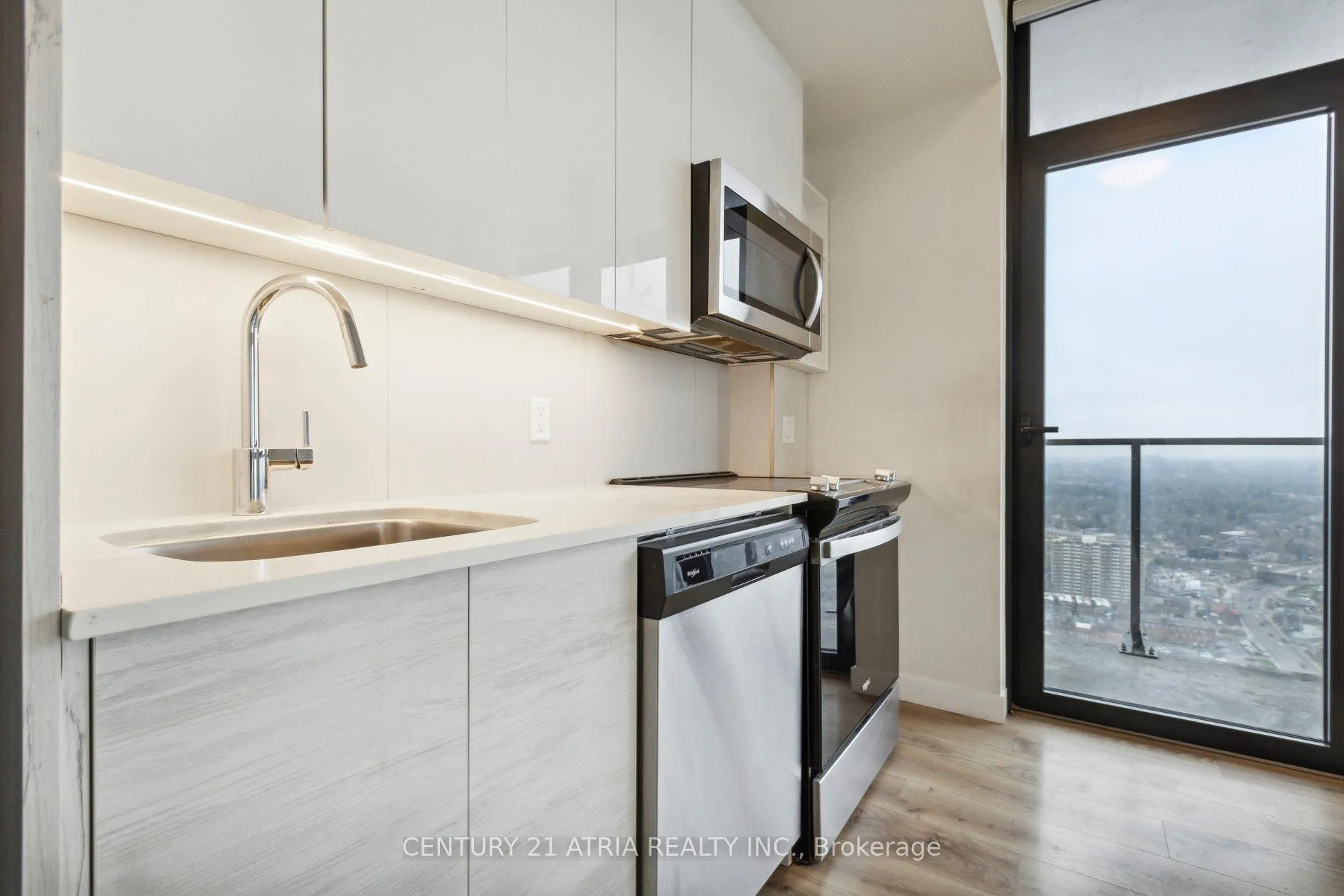 Photo 11 of Unit 3607, 60 Frederick Street, Kitchener, City Commercial Core — HOMEH