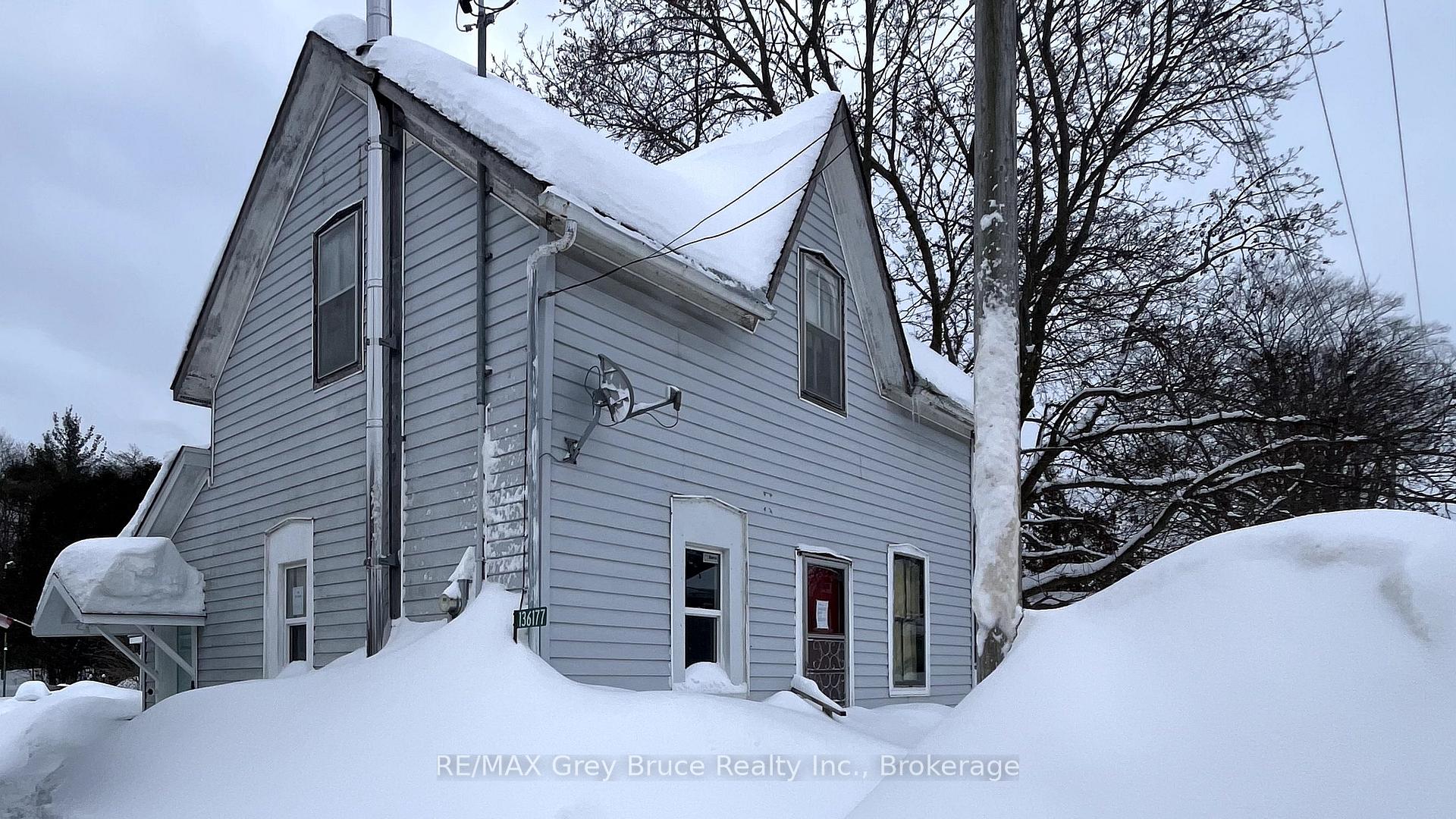 Front of 136177 8 Concession